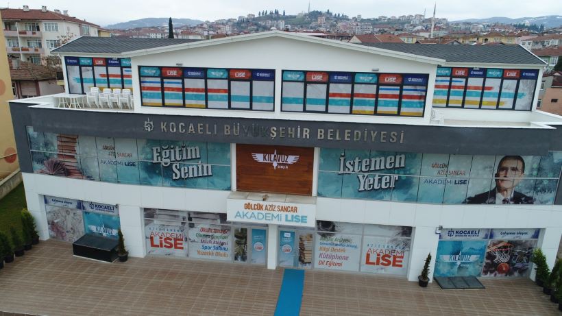 Akademi Lise’lerin YKS başarısı