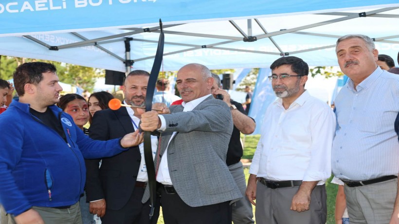 Başkan Söğüt, Hereke Fest’te gençlerin coşkusuna ortak oldu