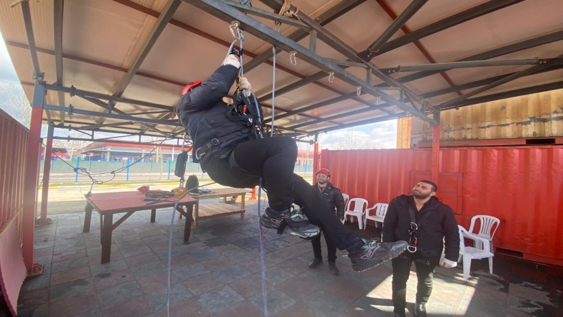 Büyükşehir İtfaiyesi’nden teleferik ekibine eğitim