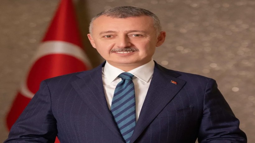 “Cumhuriyet mirasını onurla taşımaya devam edeceğiz”