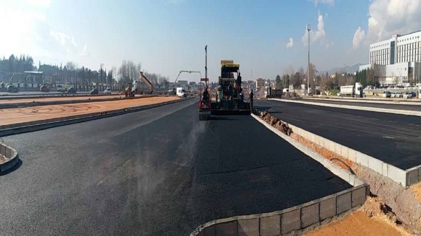 Derince Sağlıklı Yaşam Parkında otopark asfaltlandı