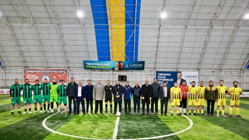 Derince'de Futbol Turnuvası Başladı