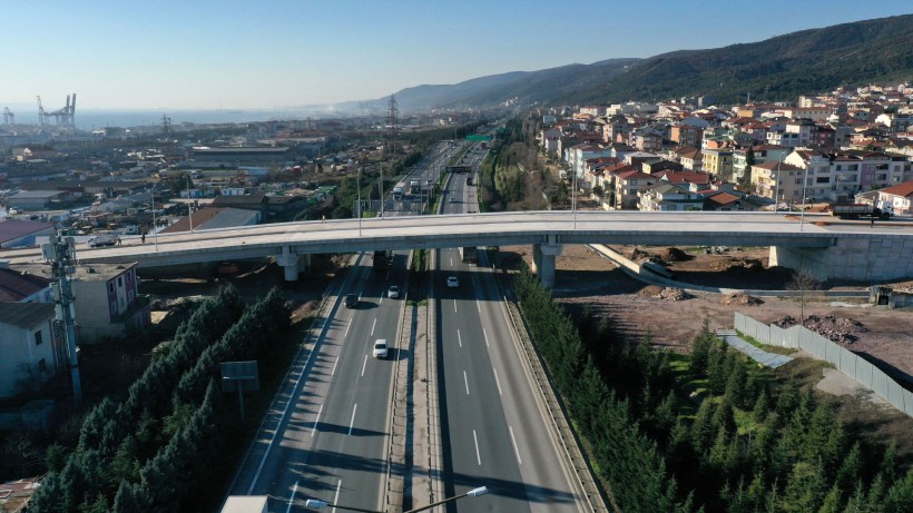 İlimtepe’ye uzanan yol hızla ilerliyor