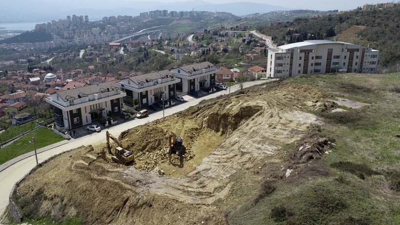 İzmit ve Derince’de 13 adet depo çalışmalarına başlandı