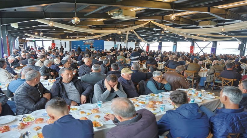 Kocaeli Büyükşehir, balıkçılara malzeme dağıttı Büyükakın: "Toprağımızı da denizimizi de koruyoruz"