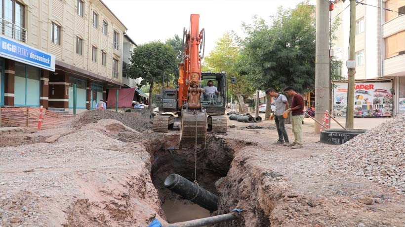 Körfez’de altyapı çalışmaları devam ediyor