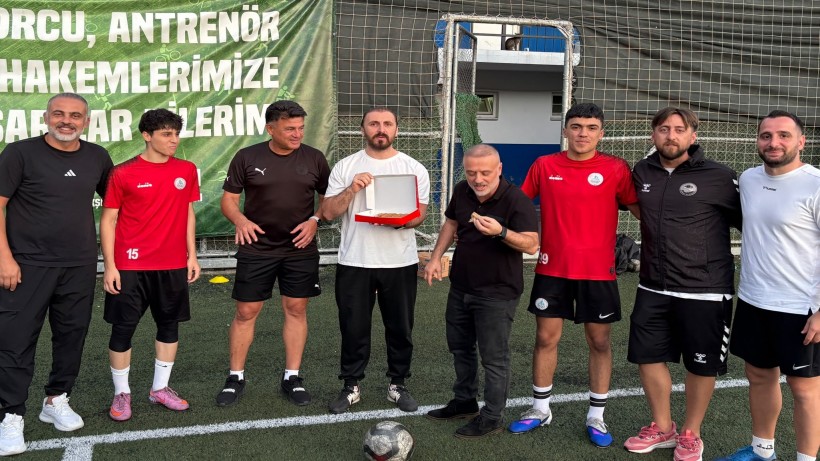 Körfez’e eski hocalarından anlamlı ziyaret