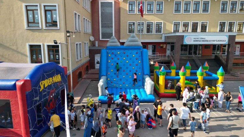 Körfezde mahalle şenlikleri başladı
