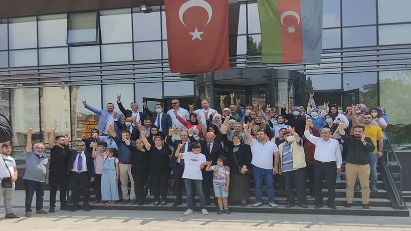 MHP Derince Yelken Cafe’de Kahvaltıda buluştu