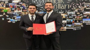 AK Parti Derince'de Yeni Gençlik Başkanı Sefa Bostan