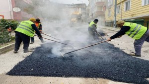 Asfalt bakım ekipleri yoğun çalışıyor