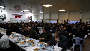 Başkan Büyükakın sanayi esnafıyla iftar yaptı