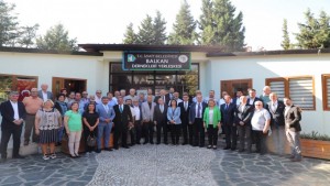 CHP Ekonomi Masası Heyeti, Balkan Dernekleri Yerleşkesi’ni ziyaret etti
