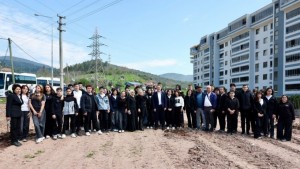 Derince´de Fidanlar Toprakla Buluştu