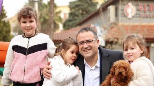 Derince'de Yeşil Alanlar ve Parklar Güzelleşiyor