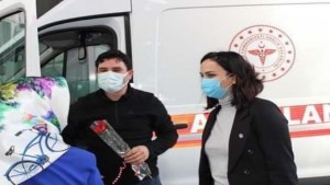 Deva Partisi Derince'den Tıp Bayramı ziyareti