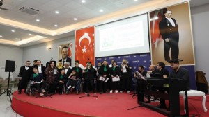 EYDEM’li Öğrenciler Gönüllere Dokundu