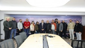 Hafız Hasan Yılmaz Caddesi Esnaflarından Başkan Gökçe’ye Ziyaret