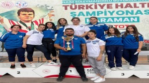 Halterde Türkiye’nin en iyi takımlarında biri Kağıtspor