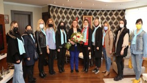 İYİ Parti’den Başkan Hürriyet’e Kadınlar Günü ziyareti