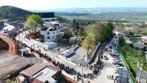 Kartepe Teleferiği 114 bin kişiyi zirveye taşıdı