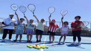 Körfez Belediyesi’nden gençlere ücretsiz tenis kursu