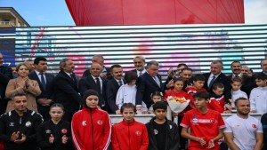 Körfez Kapalı Spor Salonu Temel Atma Töreni Bakan Bak'ın katılımıyla yapıldı