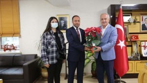 MHP Derince'den Başkan'a iadeyi ziyaret