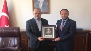 MHP Derince'den Kaymakam'a hayırlı olsun ziyareti