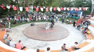 Yahya Kaptan Amfi Tiyatro türkü şöleniyle açıldı