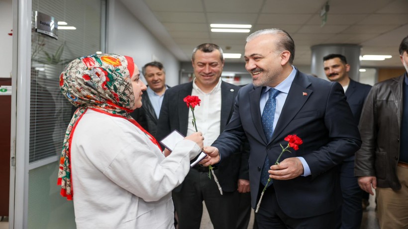 AK Parti'den 14 Mart Tıp Bayramı Ziyareti