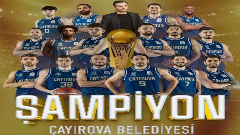 Başkan Büyükakın, Çayırova’nın şampiyonluğunu kutladı