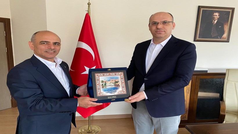 Başkan Söğüt’ten Kaya ve Tilki’ye ziyaret Başkan Söğüt’ten Kaya ve Tilki’ye ziyaret