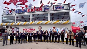 Davet Evi ve Senin Kafen Genç Açıldı