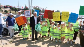 Derince’de Denizden Kıyıya Temizlik Etkinliği
