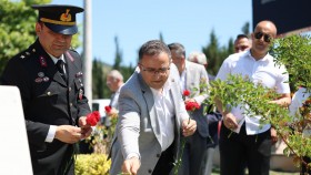 Derince´de Dualar Şehitlerimiz İçin