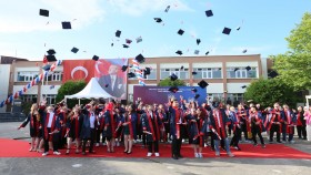 Derince´de Mezuniyet Coşkusu