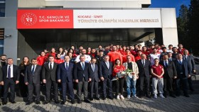 Körfez Kapalı Spor Salonu Temel Atma Töreni Bakan Bak'ın katılımıyla yapıldı